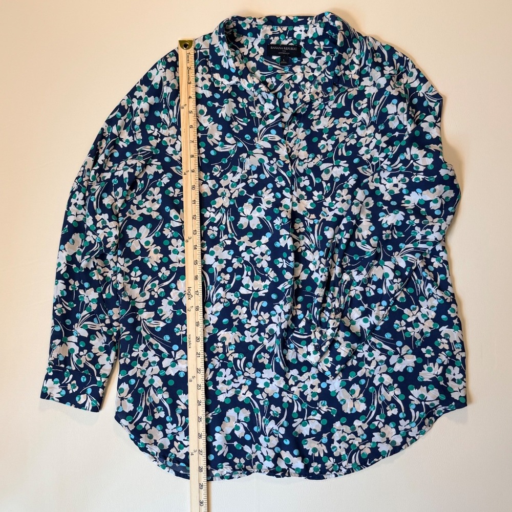 Banana Republic Boyfriend Fit Floral Polka Dot Navy Blue Button Down Shirt L - Picture 10 of 10
